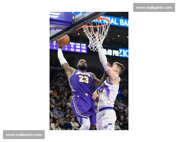 湖人热火总决赛G1第四节风云詹姆斯掌控比赛走向关键时刻全面爆发